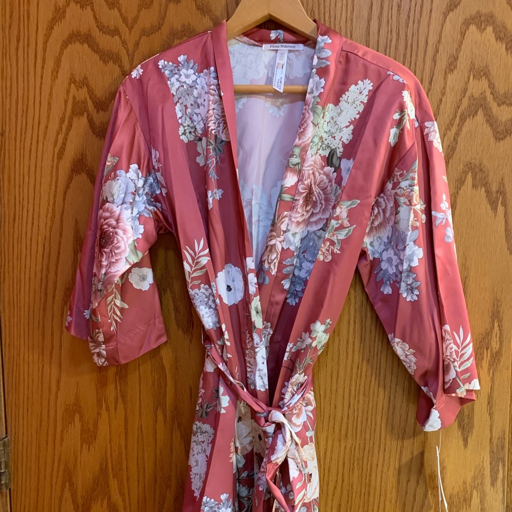 Flora Nikrooz robe
